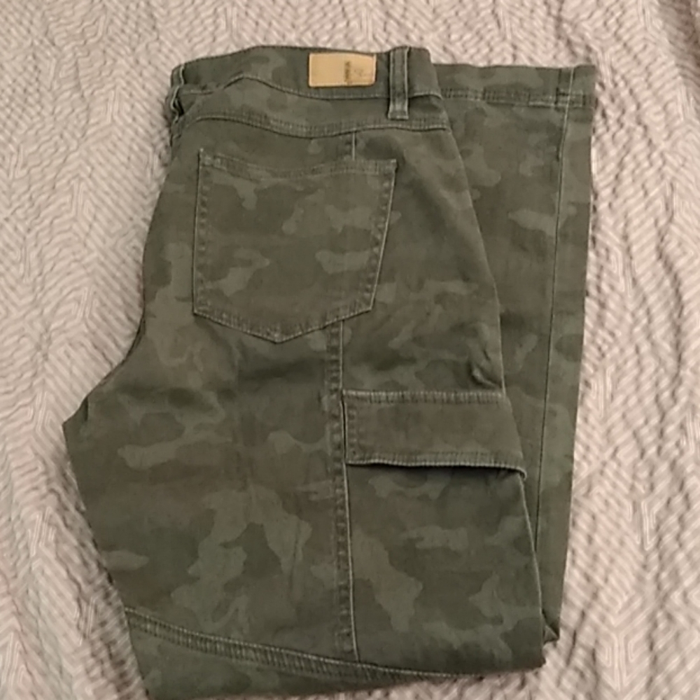 Jeans - Picture 4 of 4